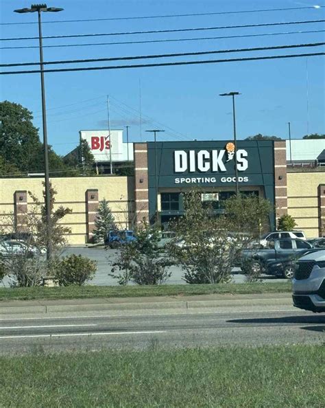 Cardholders are reacting to the new bj's one mastercard terms 26