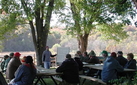 Earthworms: Fungus Farming for Food & Fun from McCully Heritage Project