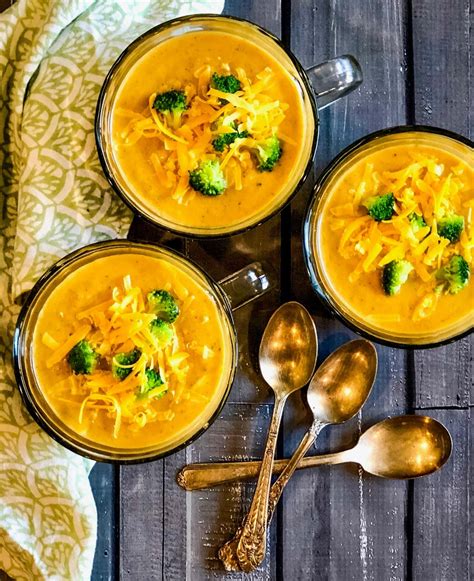 Slow Cooker Broccoli Cheddar Soup Recipe