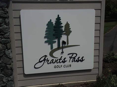 Grants Pass Golf Club - Oregon Courses