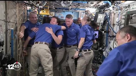 Retour Sur Terre Du Vaisseau Spacex Avec Les Astronautes De Liss Rts