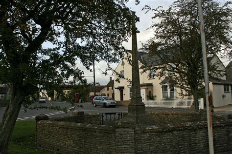 War Memorial Hawkesbury 1408239 Historic England