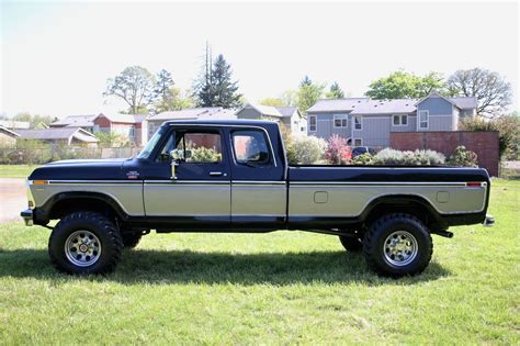 Pin By Micah Bailey On Old Ford Classic Ford Trucks Ford Pickup