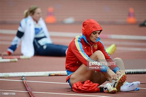 Russian Yelena Isinbayeva Photos And Premium High Res Pictures Getty