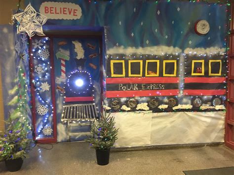 School Christmas Door Decorations Christmas Door Decorating Contest