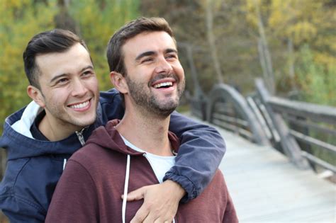 Když spíte s mužem jste gay či bisexuál Ne nutně říká známý psycholog a sexuolog a přidává