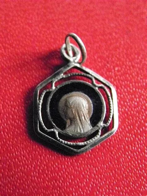 Medaille Religieuse Ancienne Notre Dame De Lourdes Argent Silver Eur