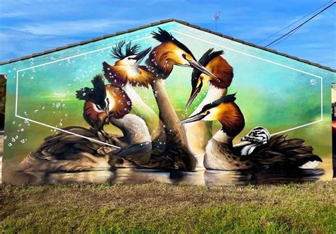 Saucedilla Presenta Un Nuevo Mural De Aves En La Feria De Turismo