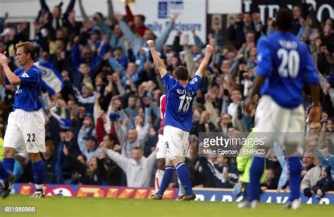 27 Wayne Rooney Everton 2002 Arsenal Photos And High Res Pictures Getty