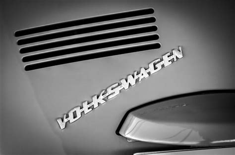 1971 Volkswagen Vw Beetle Emblem Photograph By Jill Reger Pixels