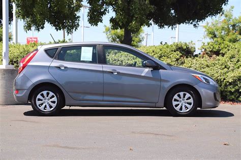 Pre Owned 2017 Hyundai Accent Se Hatchback In Modesto Vw5894a Central Valley Nissan