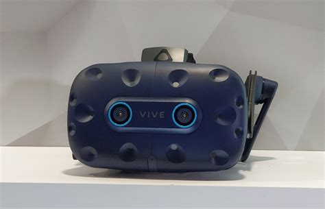 Htc Reveals Two New Vr Headsets The Untethered Vive Cosmos And Gaze Tracking Vive Pro Eye Pcworld