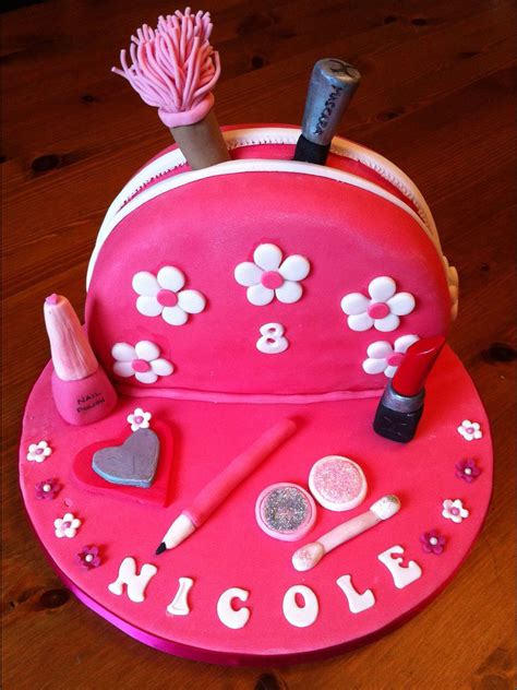 Make Up Bag Cake Birthday Cake Decorating Cupcake Cakes Cupcake