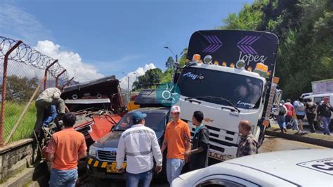 ¡atención Volqueta Sin Frenos Causó Grave Accidente En La Autopista Medellín Bogotá Mioriente