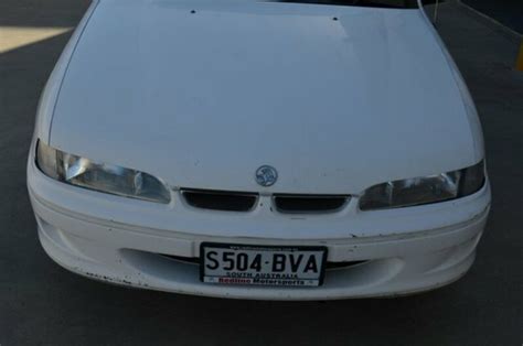 1996 HOLDEN COMMODORE BT1 EXECUTIVE VS JCFD4108471 JUST CARS