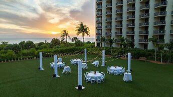 Hotel Hilton Marco Island Beach Resort and Spa, Marco Island, United ...