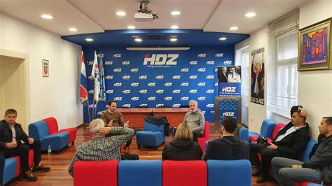 Slobodna Dalmacija Večeras se sastalo vodstvo HDZ a Splitsko