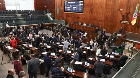 Deputados Do Rs Aprovam Projeto Que Prevê Punição A Invasores De