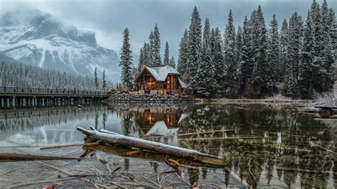 Dom Nad Jeziorem Emerald Lake W Parku Narodowym Yoho