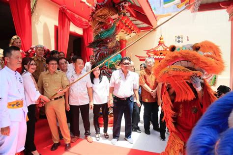 Andrei Angouw Resmikan Klenteng Hok Tek Cin Sin Metro Kawanua