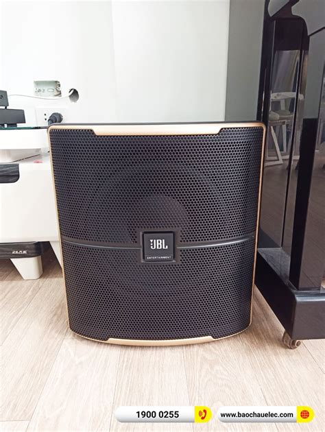 Lắp đặt dàn karaoke JBL hơn 97tr cho anh Toàn tại Hà Nội JBL KP4012 G2