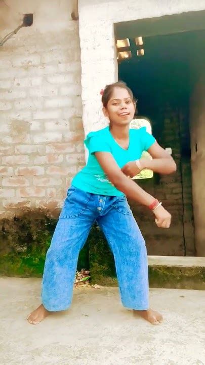 Gone Girl Larki Kharab Kardi 🥰🥰 New Trending Dance Youtube Shorts Video