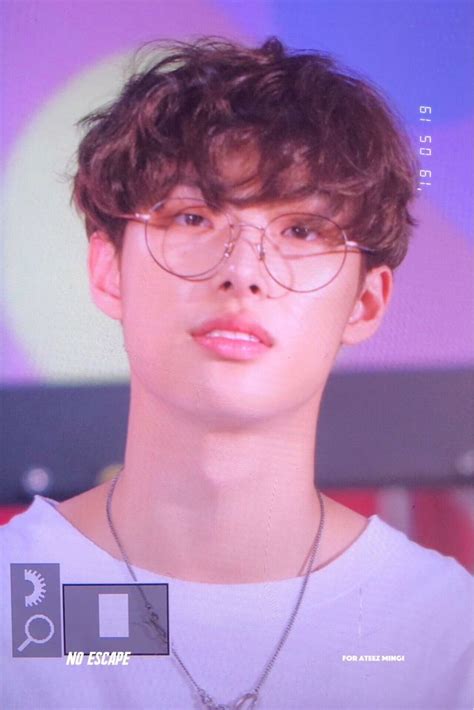 Mingi Ateez Curly Hair Styles Blonde Curly Hair Medium Length