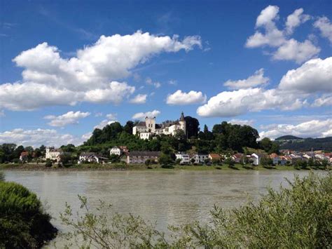 Top 10 Hikes And Walks Around Linz Komoot