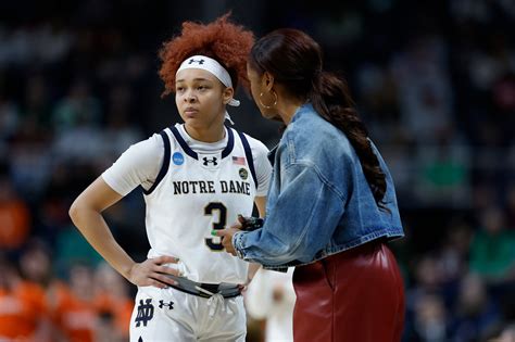 Notre Dames Hannah Hidalgo Upset With Refs Nose Ring Call
