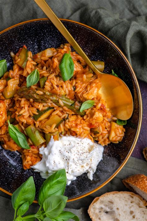 Orzo Met Kip Groene Asperges En Burrata Francesca Kookt