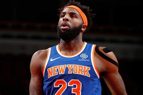 Hand specialist provides insight on Mitchell Robinson injury