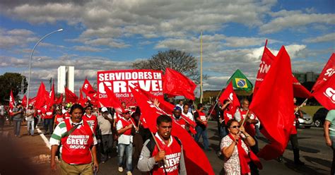 G1 Servidores Públicos Federais Do Df Fazem Protesto Na Esplanada