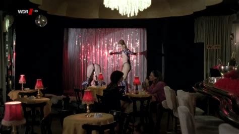 Naked Sylvie Bertin In Der Kalte Himmel