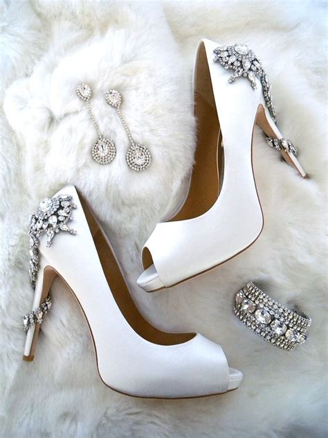 Wedding Shoes, 2016 Favorites Plus Fabulous New Styles