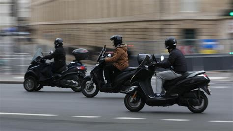 Le Parisien transports on Twitter À Paris le stationnement payant