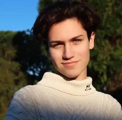 Chase Hudson - Wiki, Height, Age, Biography, Net Worth