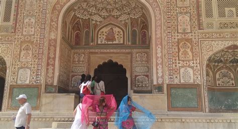 Guided Tour of Royal Forts and Palaces of Jaipur: Private Car - Jaipur ...