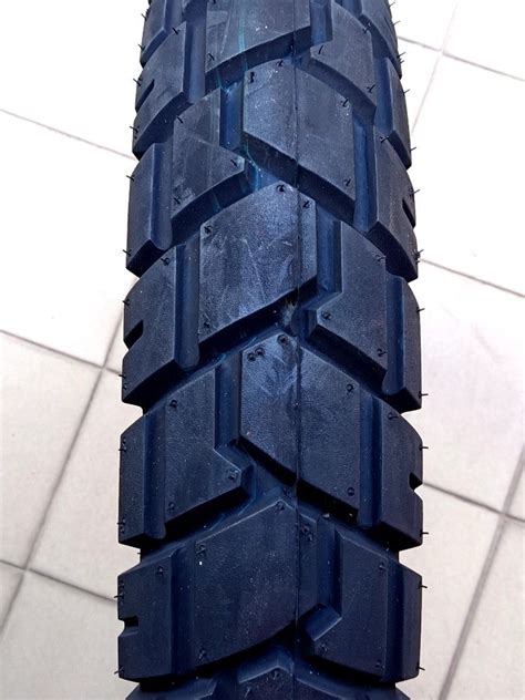 Shinko E705 set, Motorcycles, Motorcycle Accessories on Carousell