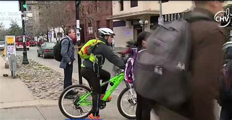 Ciclistas serán multados en Providencia por usar veredas Chilevisión