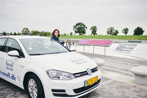 Servicefirmaet Renell - Svanemærket rengøring og vinduespolering - Om os