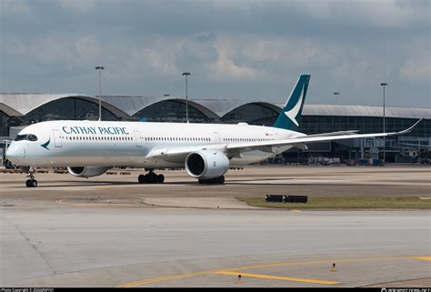 B Lxr Cathay Pacific Airbus A Photo By Zgggrwy Id