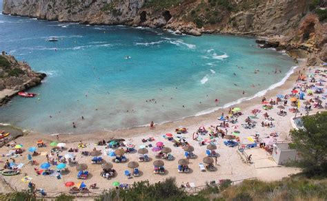 Playa De J Vea X Bia Cierra El Acceso A La Granadella Al Llenarse La