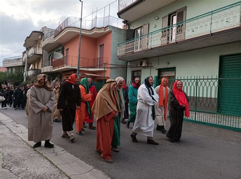 Mugnano Del Cardinale Av Successo Per La Via Crucis Video E Foto