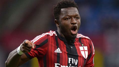 Sulley Muntari released by AC Milan - ESPN