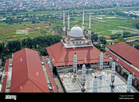 Lokasi Masjid Agung Jawa Tengah Panduan Lengkap Untuk Peziarah Dan