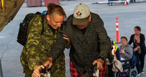 Atención Evacúan 20 000 Habitantes En Yellowknife Canadá