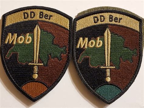 Militar Polizei Duo Badge DD Ber Mob 1 Braun Und Grun Klett Kaufen