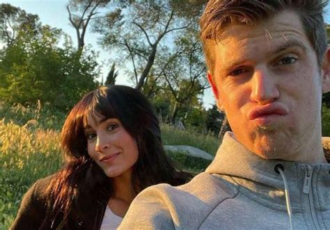 Bonito Gesto De Miguel Bernardeau Con Aitana Tras Confirmarse Su