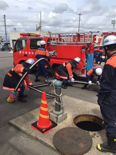 四日市市消防本部【公式】 On Twitter 令和5年5月28日朝日町・川越町消防団と連携訓練を実施しました。 消防団と公設消防消防隊と