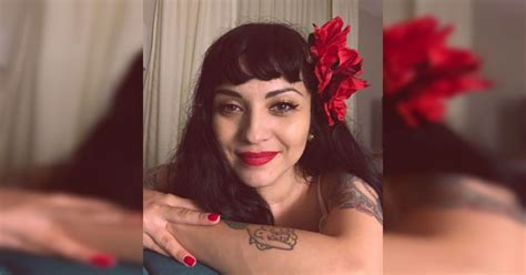 El Anuncio De Mon Laferte Que Tiene Preocupados A Sus Seguidores En Chile